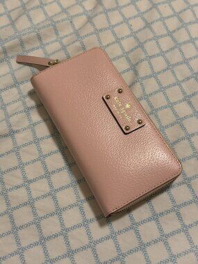 NEW. Kate Spade. Long Wallet. Light Pink.